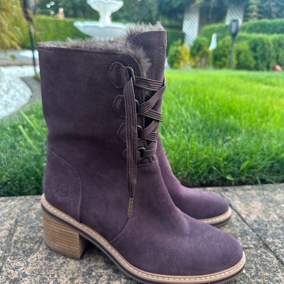 Timberland Women's Dark Brown Lace-Up Boots - Picture 1 of 9